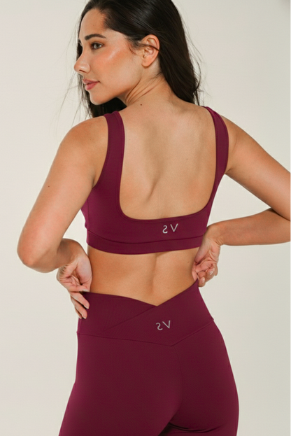 Top Reto e Legging Cós Cruzado