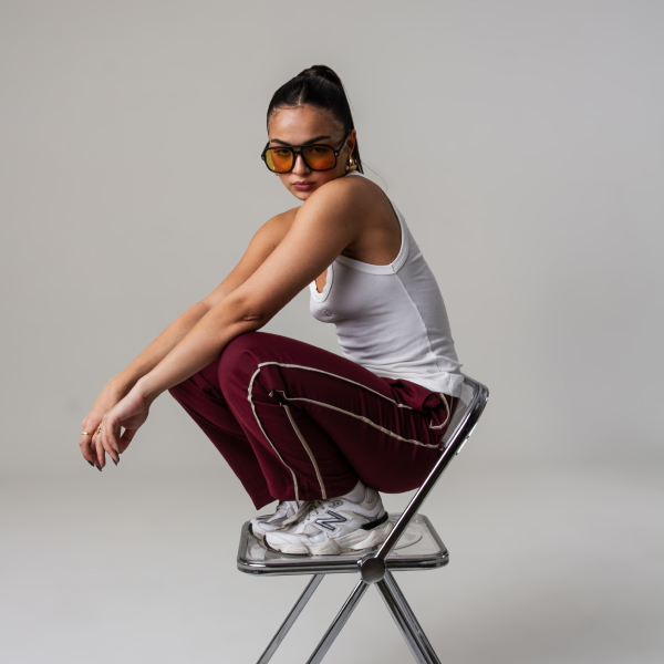 Calça Esportiva Listra Lateral Bordô